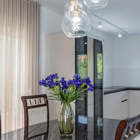 Spacious Anita - With Private 80m2 Yard Apartment