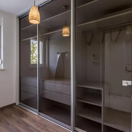 Spacious Anita - With Private 80m2 Yard