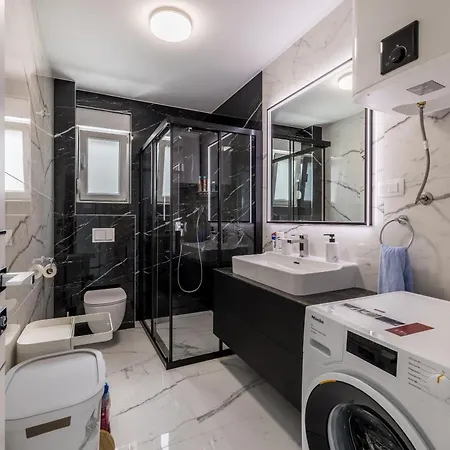 Spacious Anita - With Private 80m2 Yard Apartment