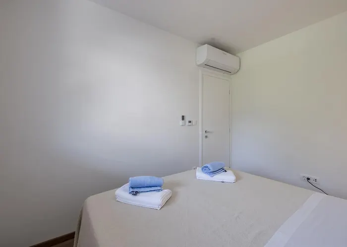 Spacious Anita - With Private 80m2 Yard