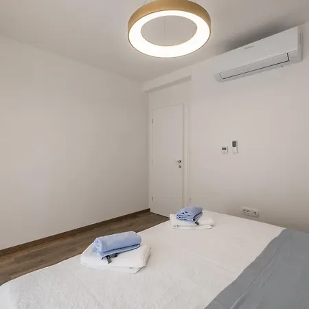 Spacious Anita - With Private 80m2 Yard